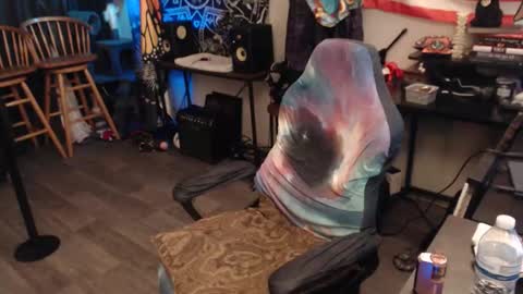 Lilith online show from 11/05/25, 03:17