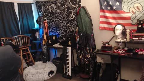 Lilith online show from 12/01/25, 03:33