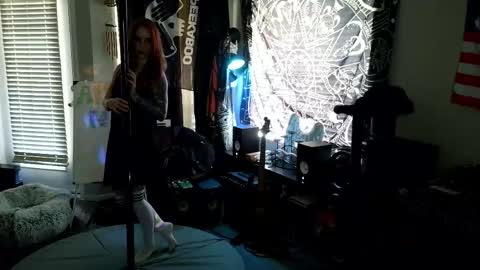 Lilith online show from 04/11/26, 09:41