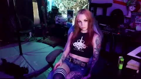 Lilith online show from 07/04/26, 01:34