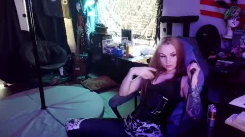 Lilith online show from 07/06/26, 11:51