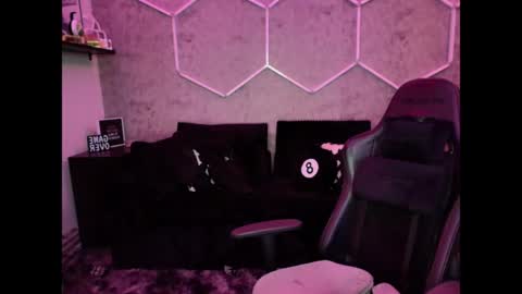 xxprincetonxx online show from 04/19/26, 08:33