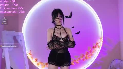 Rayna online show from 10/28/25, 08:29