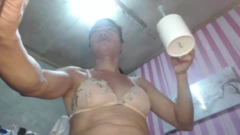 xxrowenatastycockforyouxx online show from 01/25/25, 12:38