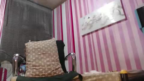 xxrowenatastycockforyouxx online show from 03/11/26, 03:23