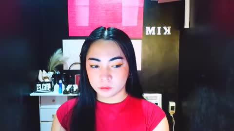 Snapshot of xxslutty_kim chatting on 12/14/25, 01:00 xxslutty kim online show from 12/14/25, 01:00