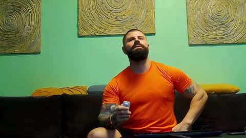 Xtream Leonard online show from 11/25/25, 10:15