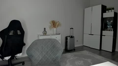 Snapshot of xxx_leila chatting on 07/04/26, 10:32 xxx_leila online show from 07/04/26, 10:32