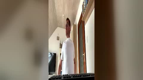 Alex online show from 07/05/26, 10:33