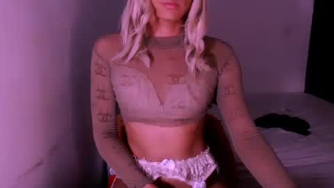 Chiara online show from 12/22/25, 03:47