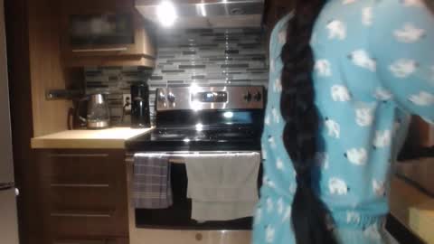 Lola online show from 02/10/26, 10:30