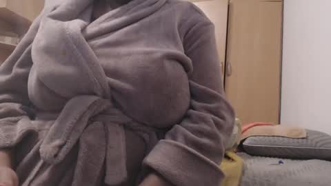 Ayanda online show from 02/19/25, 11:46