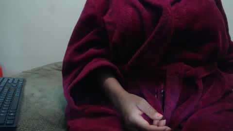 Ayanda online show from 04/15/26, 02:35