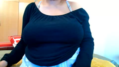 Ayanda online show from 05/31/26, 12:01
