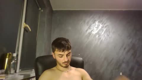 xxxdonpuiuuxxx online show from 01/05/25, 10:08