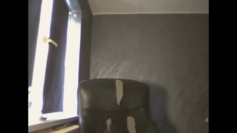 xxxdonpuiuuxxx online show from 01/06/25, 10:46