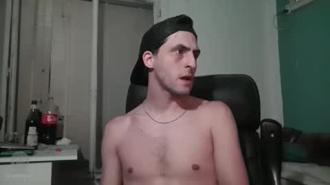 Snapshot of xxxfacu chatting on 01/14/25, 05:40 xxxfacu online show from 01/14/25, 05:40