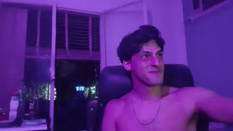 Snapshot of xxxfacu chatting on 01/18/25, 06:13 xxxfacu online show from 01/18/25, 06:13