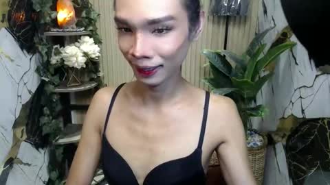 Your Princess Yums online show from 12/21/25, 05:25