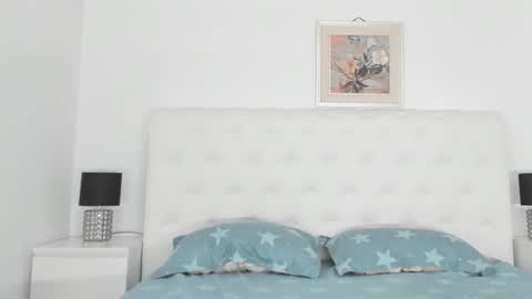 Elvira online show from 02/21/25, 11:44