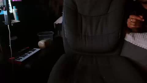 xxxjrstrokesxxx online show from 03/01/25, 01:53