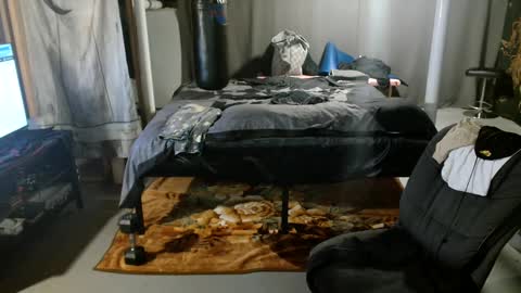 xxxjrstrokesxxx online show from 09/09/25, 02:44