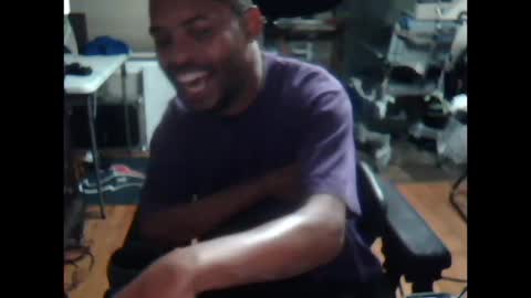 xxxonwheelz online show from 10/18/25, 04:48