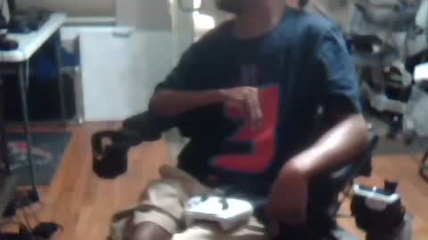 Snapshot of xxxonwheelz chatting on 12/15/25, 01:54 xxxonwheelz online show from 12/15/25, 01:54