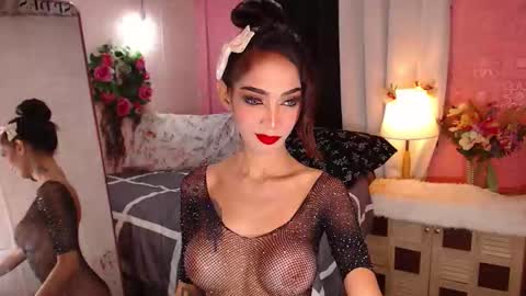 xxxqueenoftransxxx online show from 02/07/26, 11:30