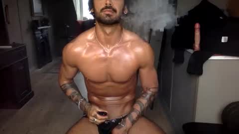 Snapshot of xxxtylerjames chatting on 02/05/26, 12:21 Tyler James online show from 02/05/26, 12:21