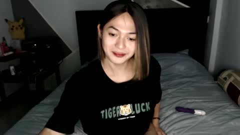 xxxur_wild_asianxxx online show from 02/01/25, 01:02