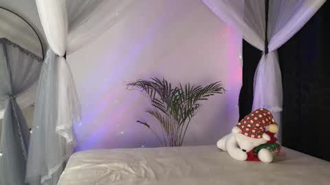 July and Fer online show from 12/15/25, 08:51