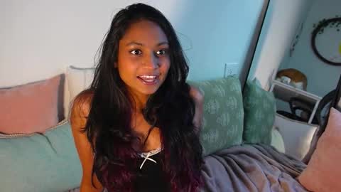 Zara online show from 11/22/25, 05:01