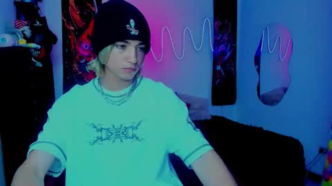 xzerox_ online show from 09/09/25, 01:49