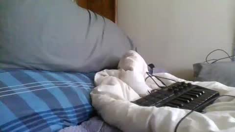 y640 online show from 12/16/25, 05:40