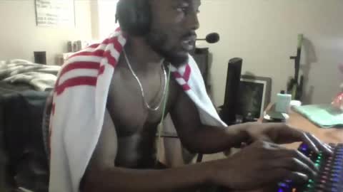 y_sticky online show from 03/06/25, 10:36