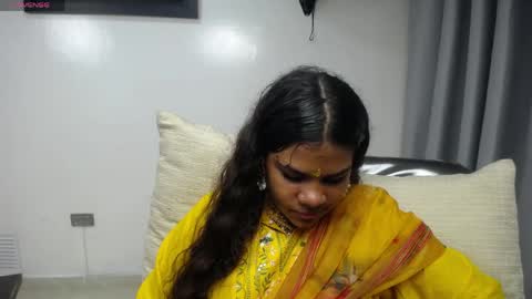 Snapshot of yaazhini457034 chatting on 04/07/26, 11:54 yazhini online show from 04/07/26, 11:54