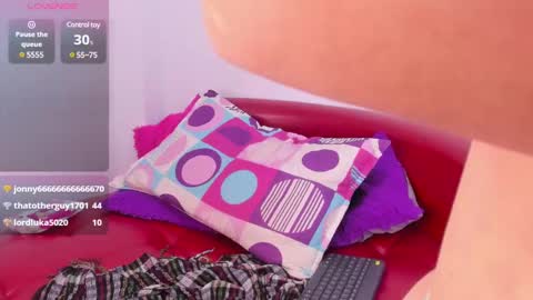 Yahaira online show from 02/13/25, 06:16