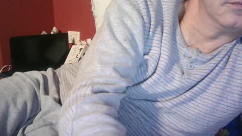 Snapshot of yahe2010 chatting on 12/18/24, 01:15 grillino online show from 12/18/24, 01:15