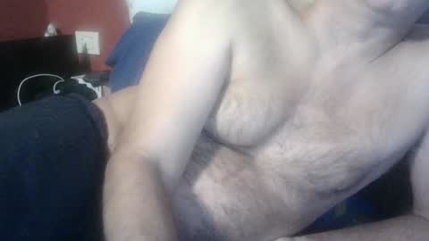 Snapshot of yahe2010 chatting on 01/12/25, 03:39 grillino online show from 01/12/25, 03:39