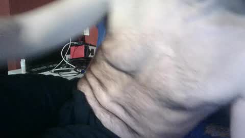 Snapshot of yahe2010 chatting on 03/04/25, 01:55 grillino online show from 03/04/25, 01:55