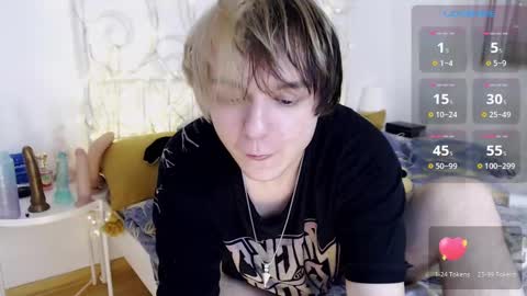 Snapshot of yakhont chatting on 02/25/25, 05:15 Yanar online show from 02/25/25, 05:15