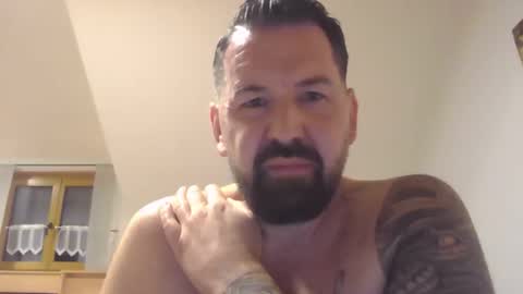 Snapshot of yakijoe chatting on 10/15/25, 10:54 yakijoe online show from 10/15/25, 10:54