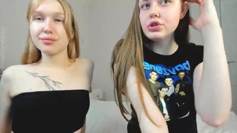 yamatobrodsky1 online show from 10/30/25, 11:27