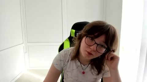 Sofia online show from 06/25/26, 06:18