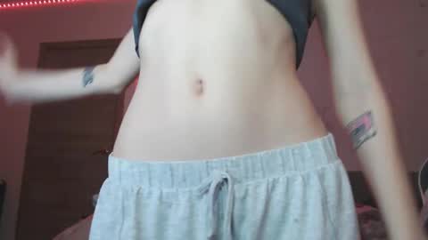 Snapshot of yamilean chatting on 01/10/25, 09:31 Yami online show from 01/10/25, 09:31