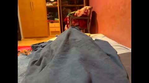 yamines online show from 10/01/25, 01:55