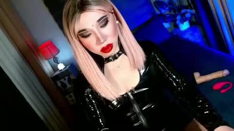 REYAN online show from 10/16/25, 02:12