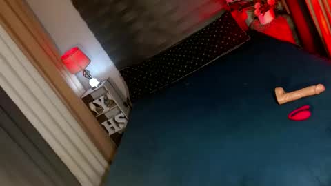 REYAN online show from 10/28/25, 02:15