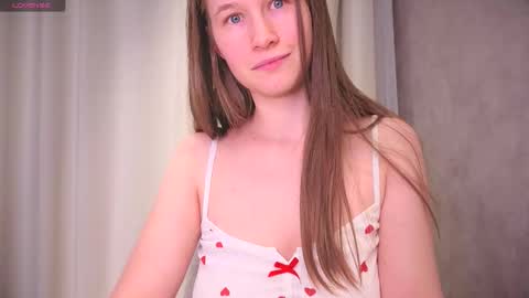 Yana  online show from 10/11/25, 02:15